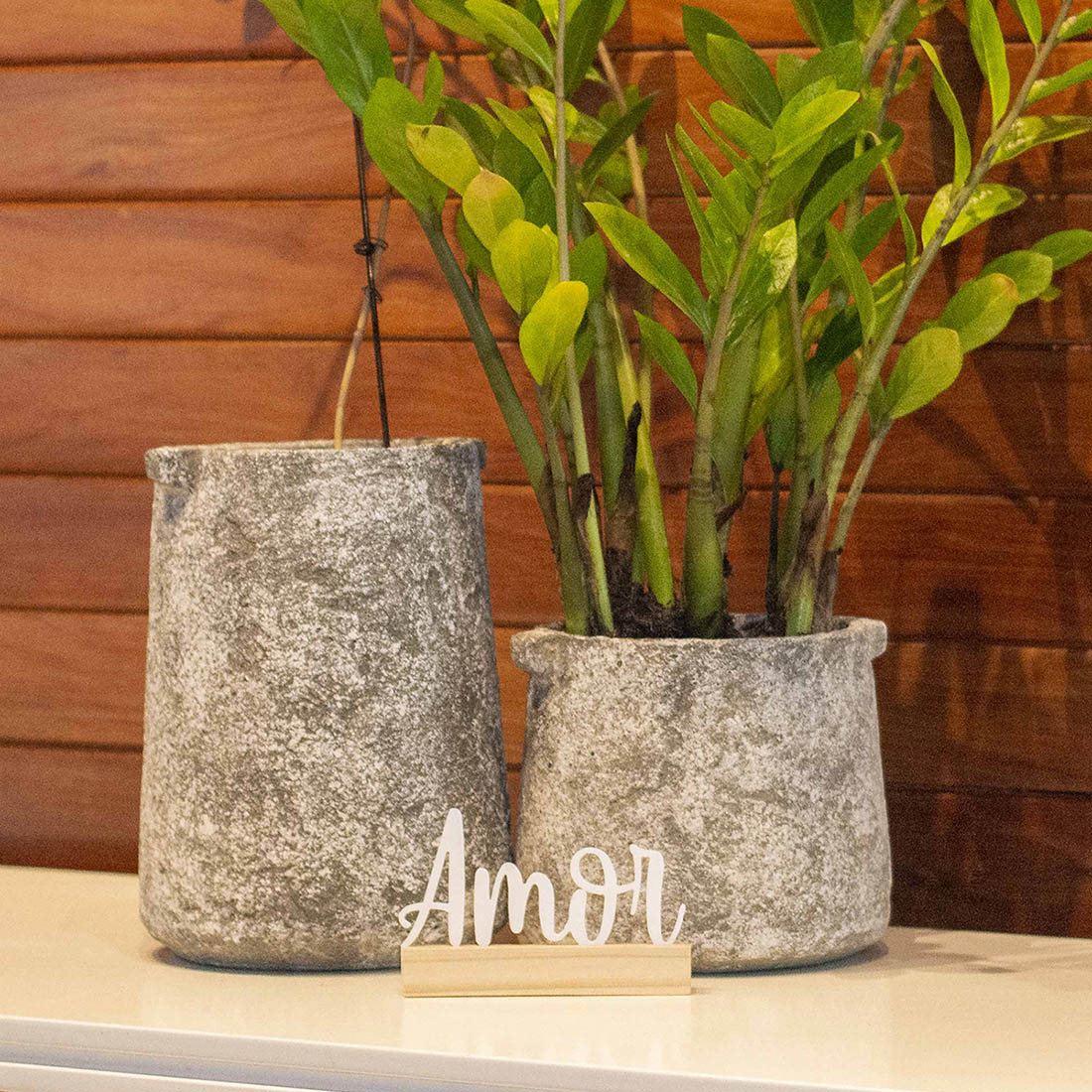 Escultura com Base de Mesa Amor